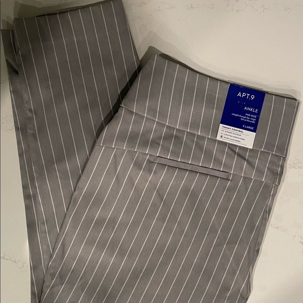 Apt. 9 Ankle Length Tummy Control Pants